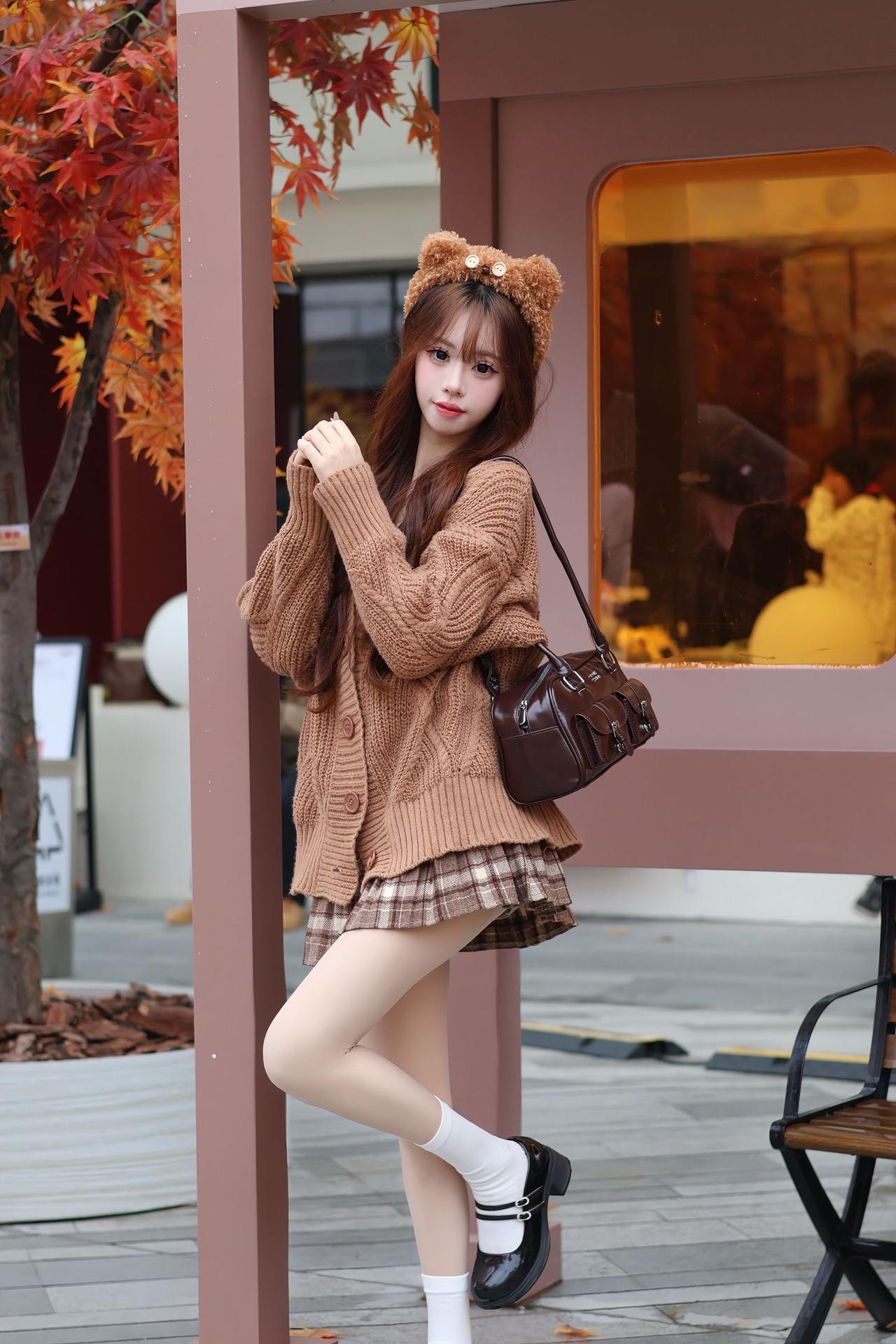 惆怅的枫叶 拍过我的肩🍁