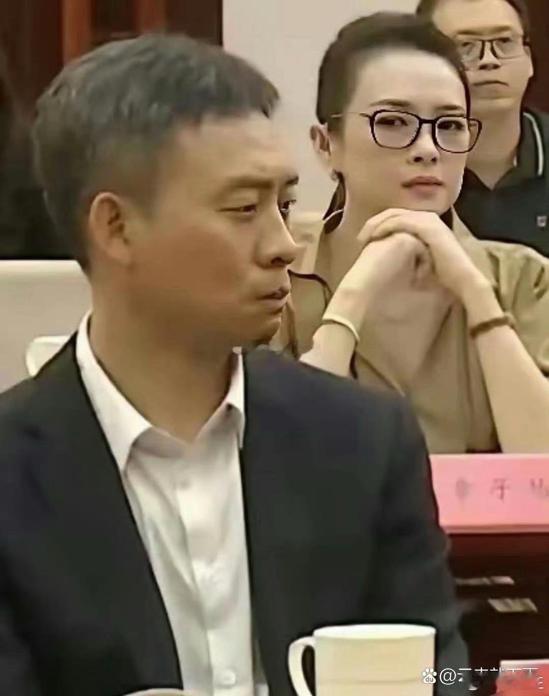 感觉章子怡的眼神比较犀利，他俩之前认识吗？ 