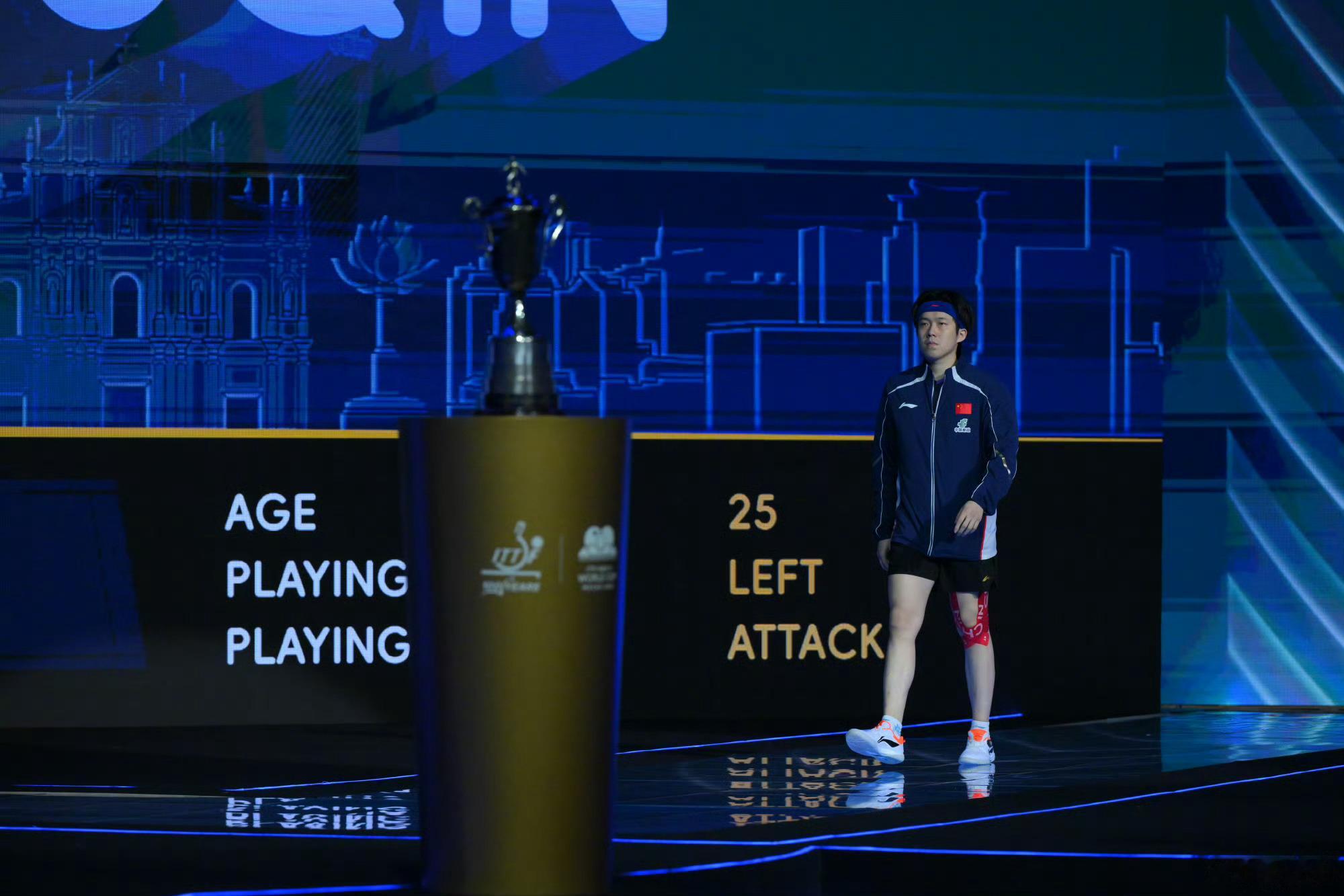 从年少冲动到绝境大心脏，多次落后逆转从不言弃。重压下独守半区，带伤鏖战，每球必争