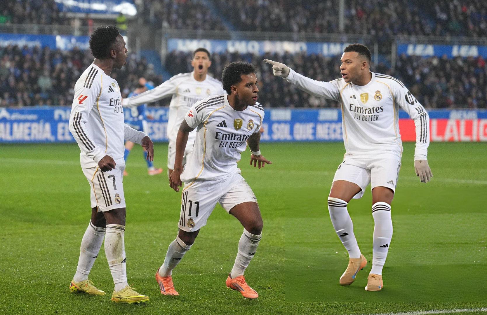 【阿斯报】皇马凭借姆巴佩和罗德里戈的进球，以2-1战胜阿拉维斯。尽管球队表现平平