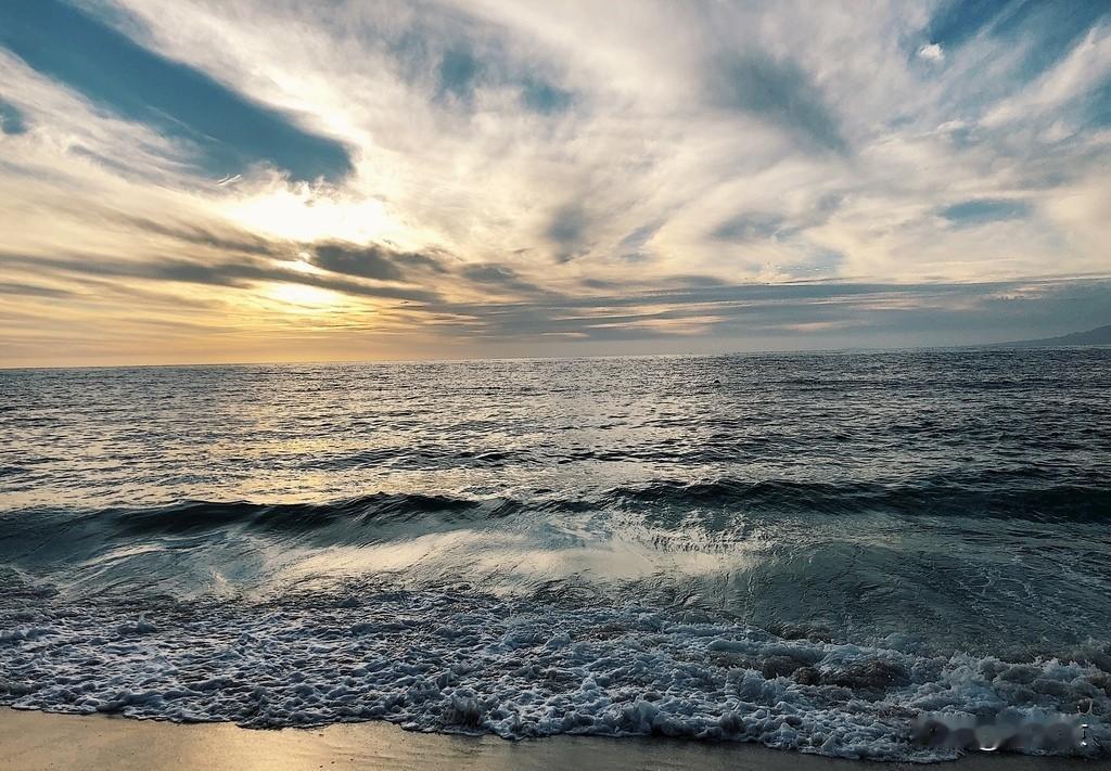 发现一个比较大的信息差，不知道你注意到没？
最近发现抖音、西瓜平台上，相关英语口