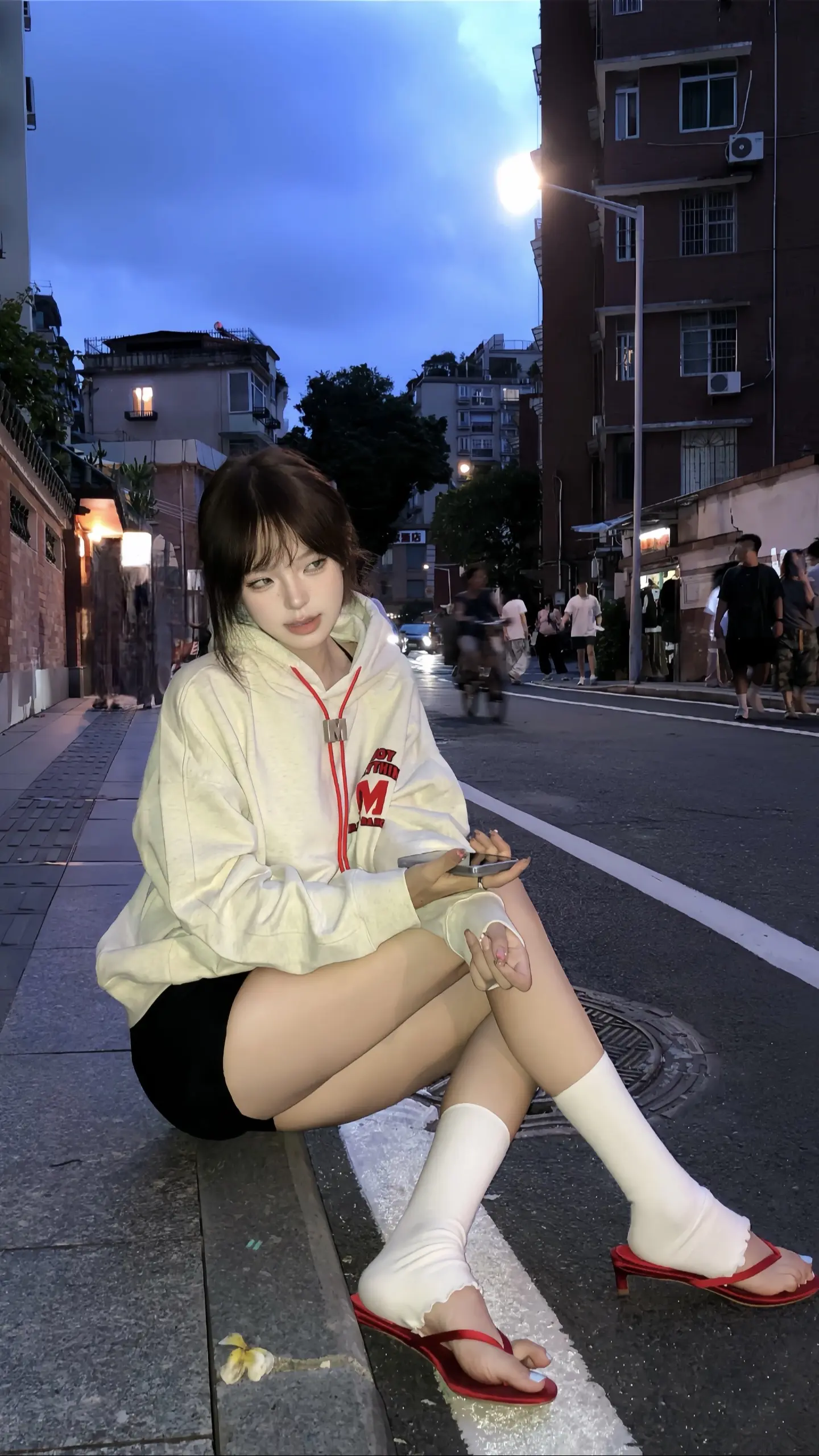 ( ⸝⸝>⤚<)❤️‍🔥
