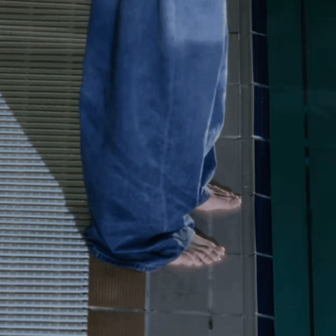 我去萌死俺了。脚滑差点没站稳 赶紧右脚趾使劲一扣，，[泪奔][泪奔] ​​​