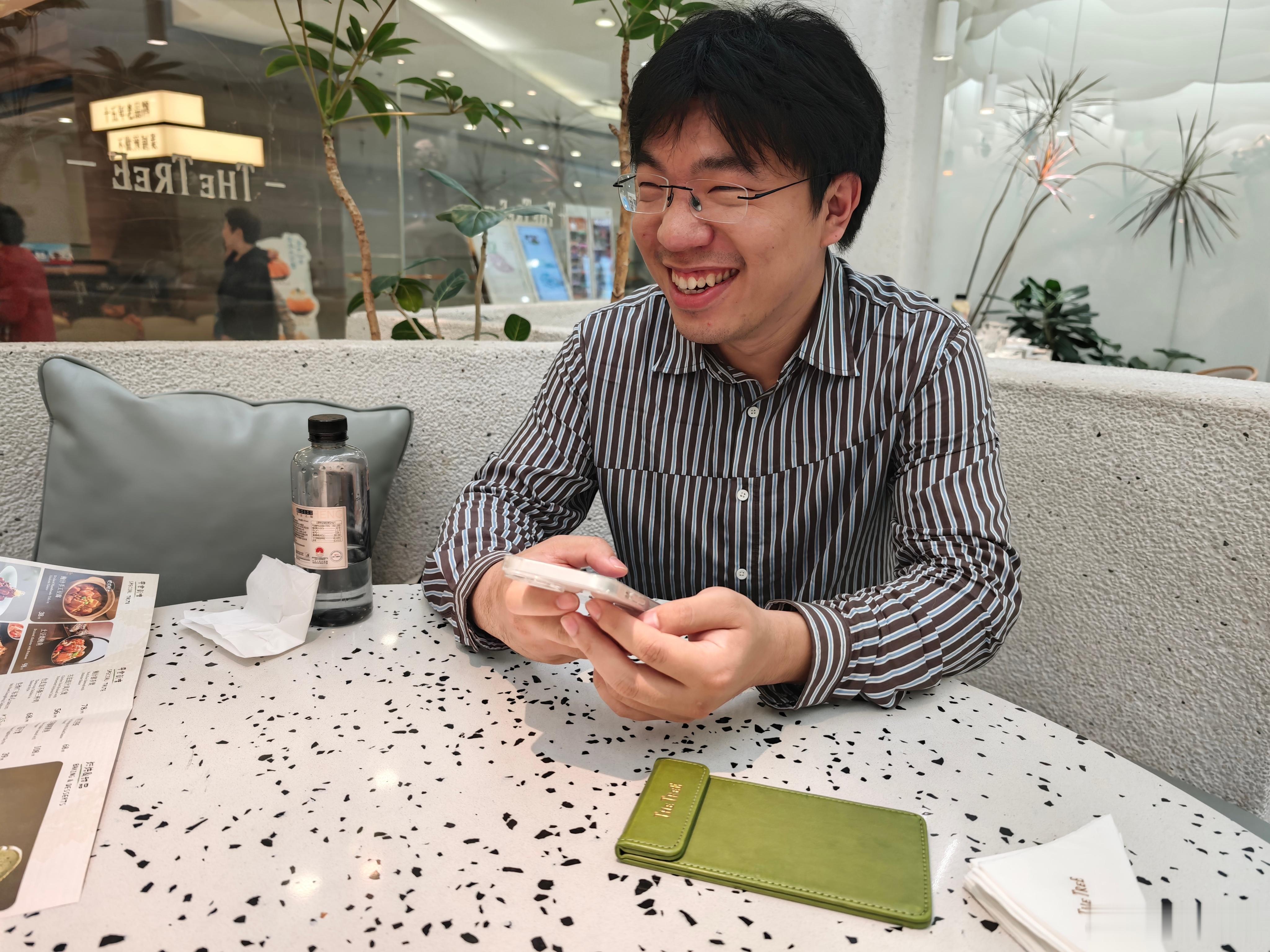 开心的笑 睡个好觉 北京