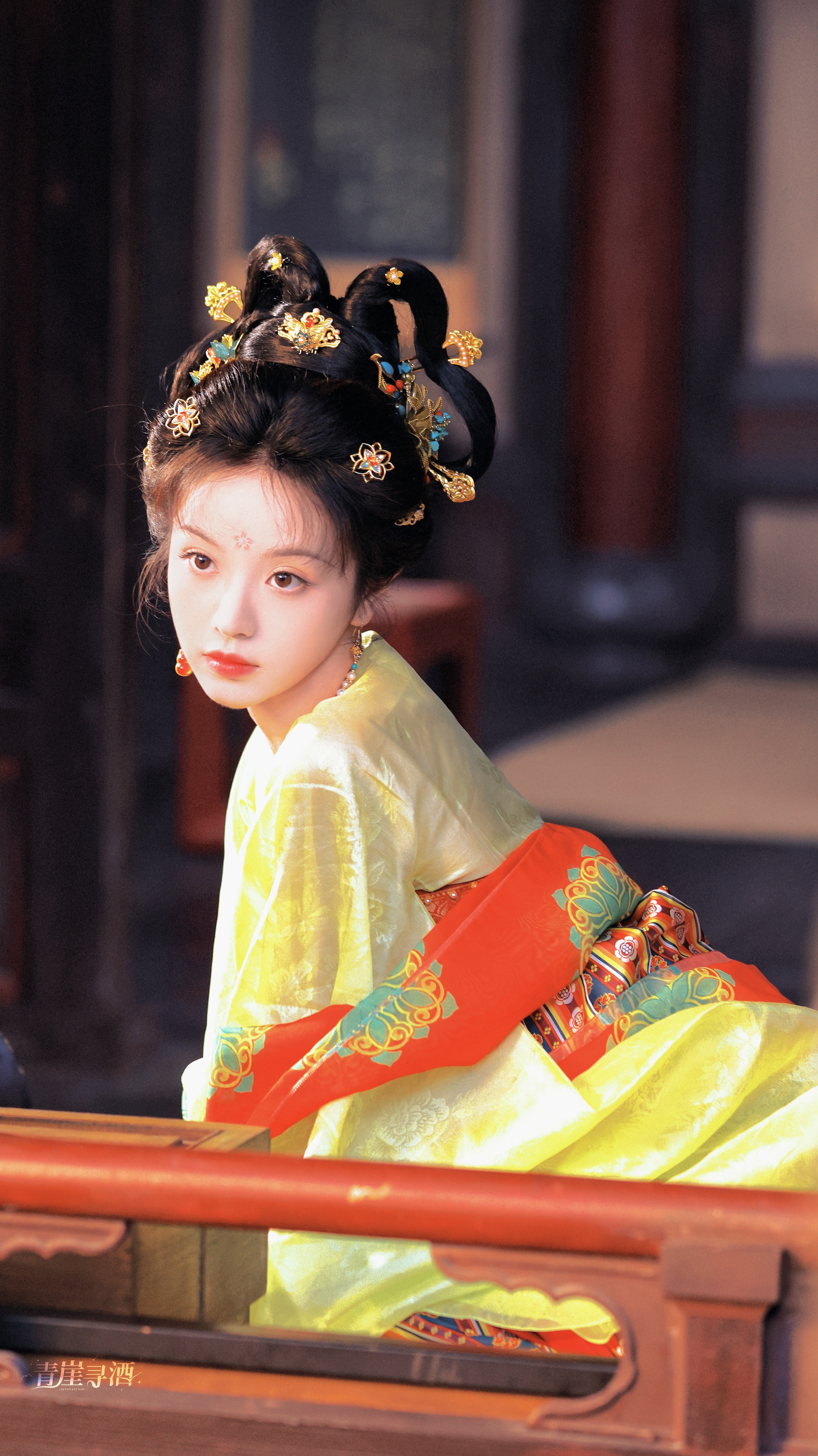 田曦薇 《子夜归》武祯☽ 壁纸-黄衣小合集✨✨✨▷黄衣（橙黄）+红披帛+黄项链 