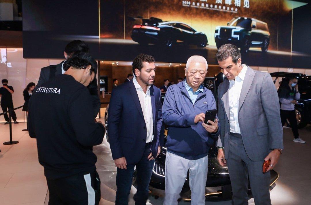 2026北京车展比亚迪仰望展台彻底引爆全场，作为全场焦点，仰望U9X正式发布并完