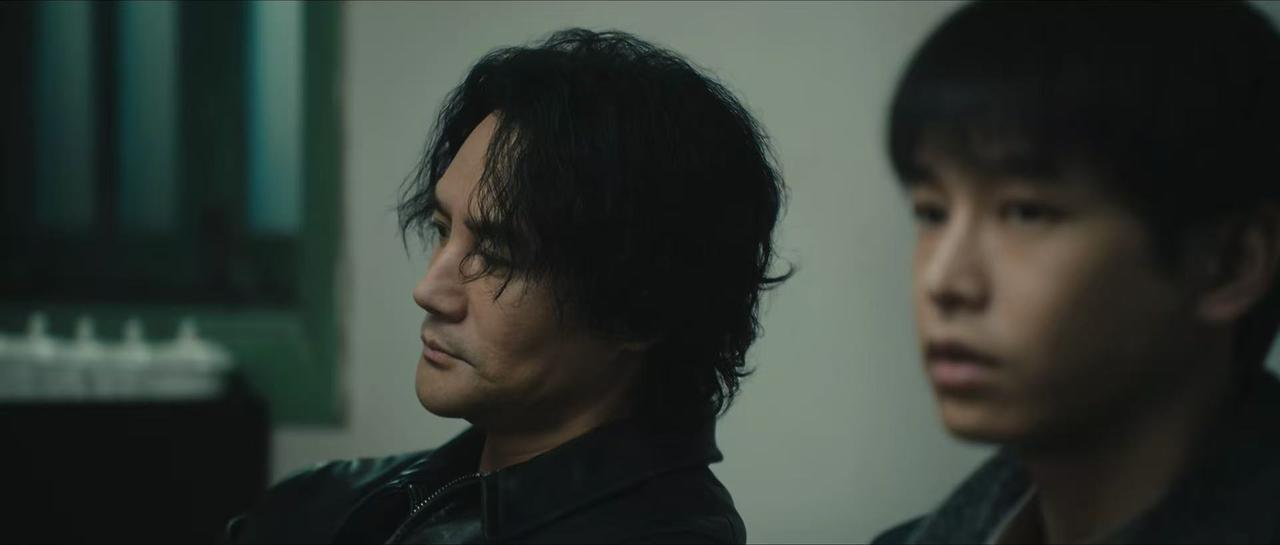 《交锋》里面马憩对春晓这个徒弟是真的好啊！

在领导宣布升职名单的时候，第一个他