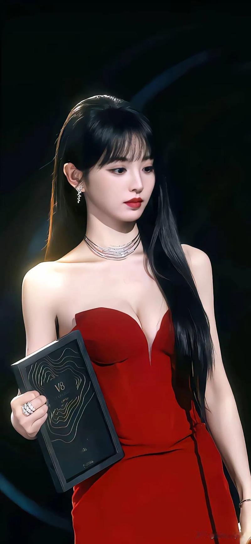 说起东方美人，你脑海中会浮现出怎样的画面？是眉眼如画，还是气韵如诗？其实，东方之