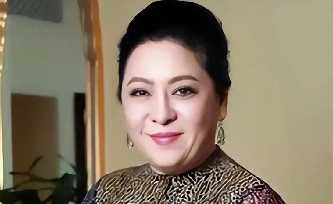 向太实力宠儿媳！全款买房买地，只写郭碧婷名字，向太想借机“敲打” 向佐：在婚姻中