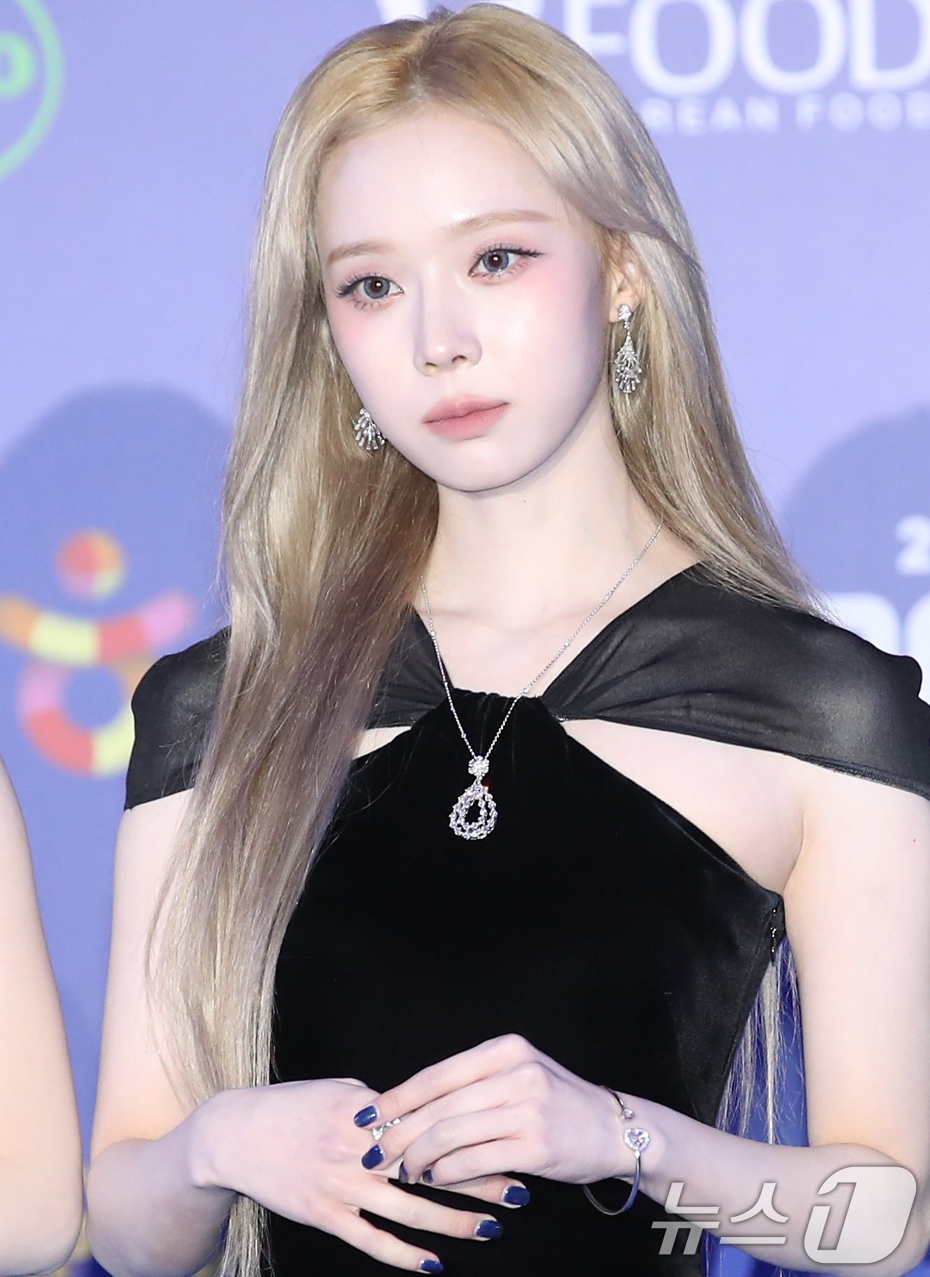 241123 MAMA红毯新闻图📸 