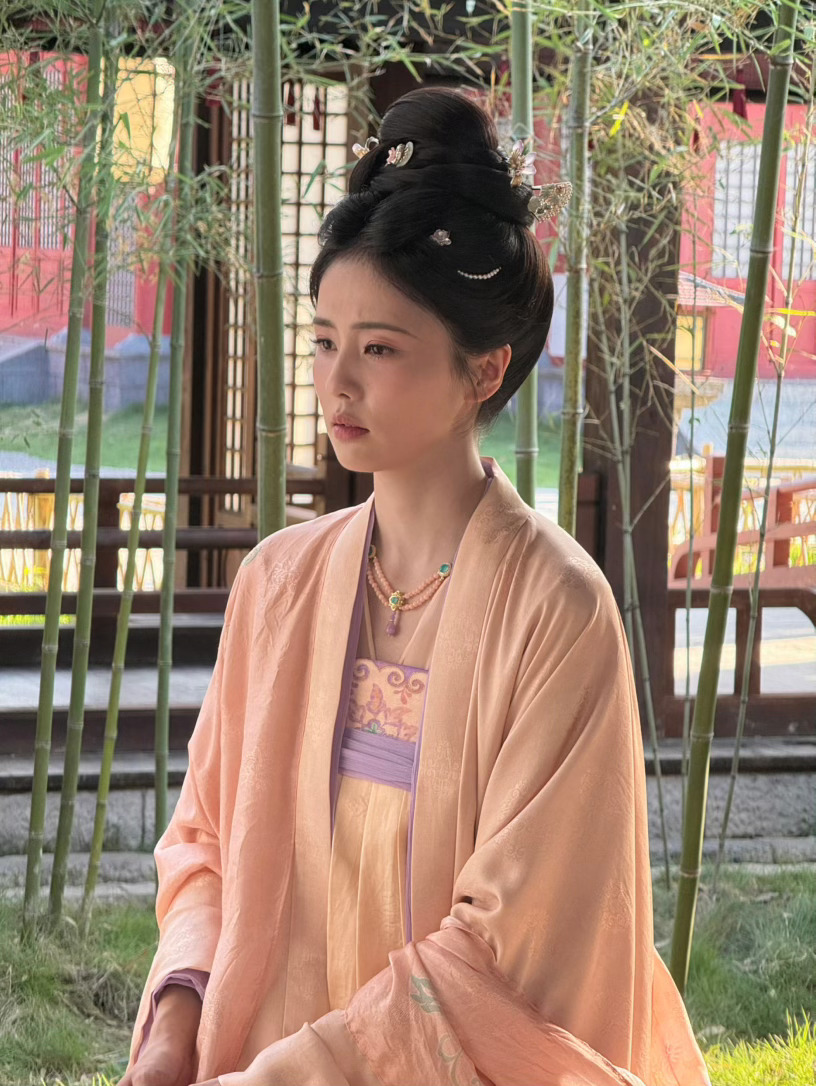 “你是存在在这个世界 唯一的唯一”"𝓨𝓸𝓾 𝓪𝓻𝓮 𝓽𝓱𝓮 ?