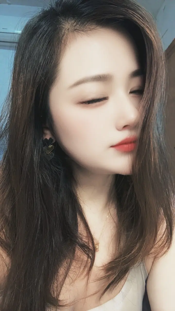 好好听呐，像离别，像重逢，像释怀，也像幸福