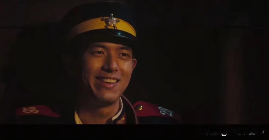 《人生若如初见》今天这集梁乡和菽红这里，在我看来简直炸裂，他不是男主吗？怎么是这
