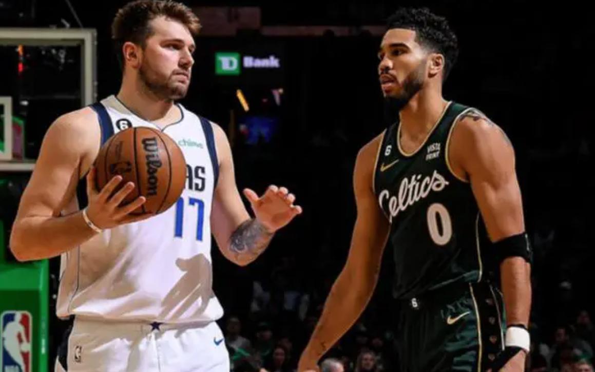 23岁的东契奇和塔图姆谁更强？
2023年NBA总决赛正在火热进行，独行侠和凯尔