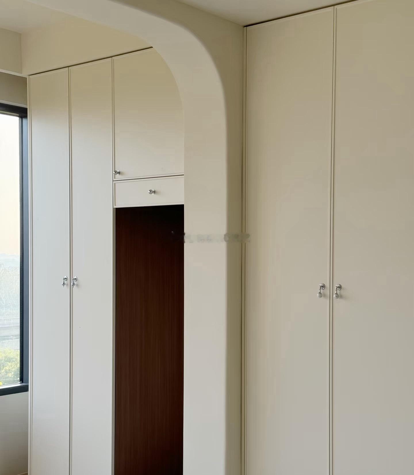 挪用1700万打赏女孩父亲最新发声不是说风凉话，这就是溺爱的结果吧。一开始发现用