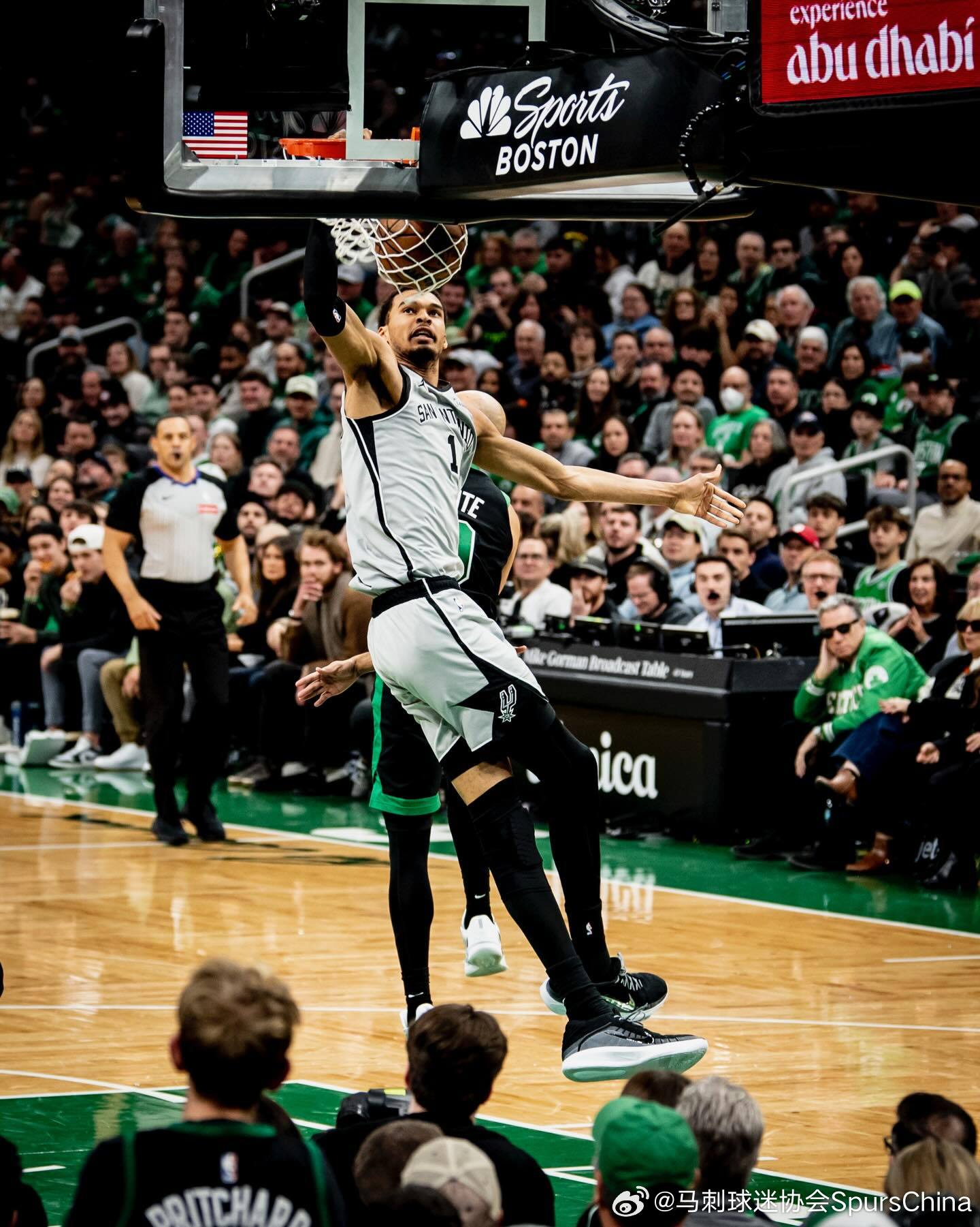 进步！一步一步进步！什么时候能把三分命中率升起来啊gospursgo