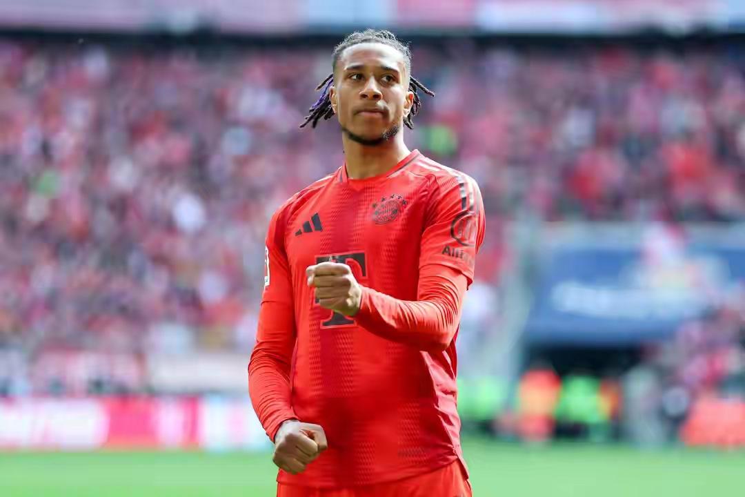 奥利塞这赛季打切尔西，造乌龙+传球给凯恩造点，打巴黎，除了迪亚斯以外全队评分最高