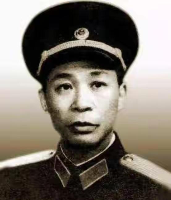 韩先楚临终对徐国夫交了底：当年四十军参谋长战前自伤，他明知却放过，后来此人还上了