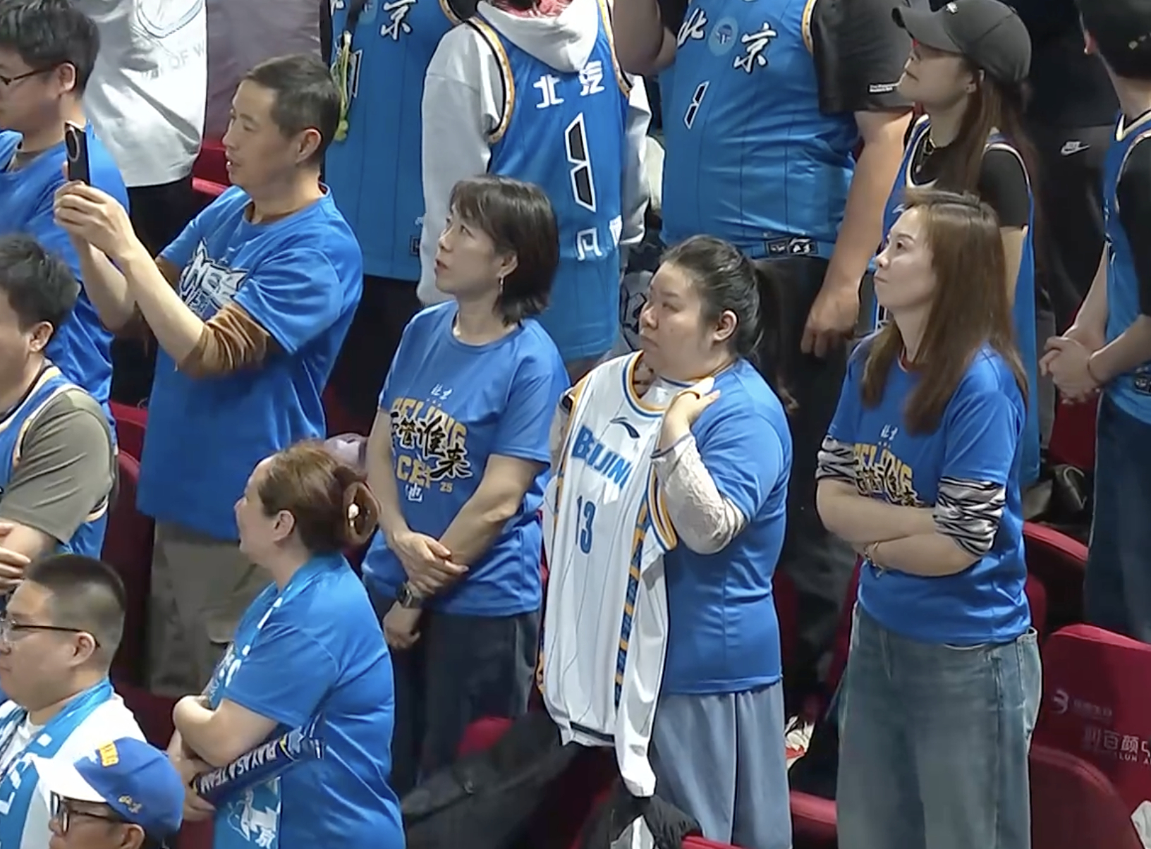 朱彦西退役仪式  北京男篮vs吉林男篮 北京男篮举行朱彦西退役仪式，闵鹿蕾指导录