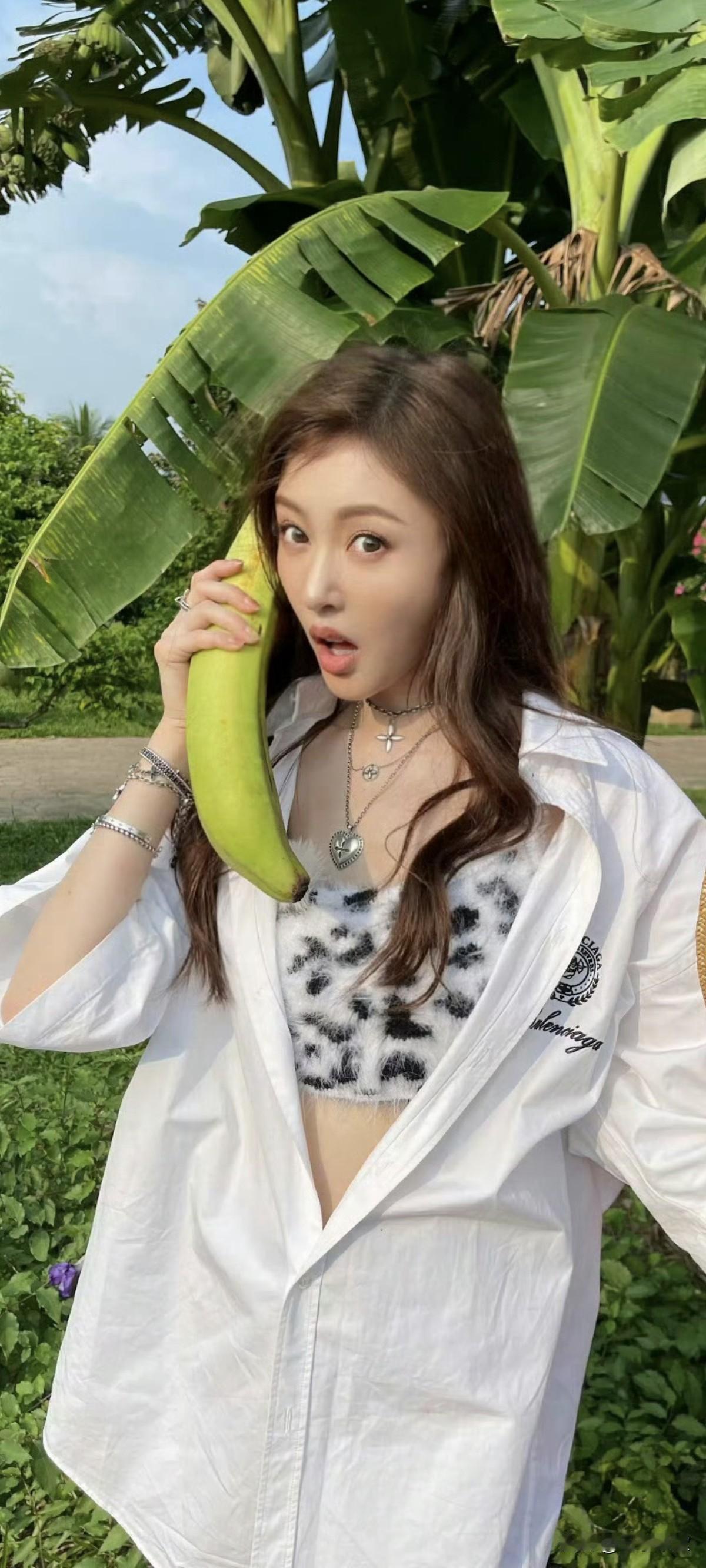 娱乐圈最漂亮的女明星是哪位张天爱被震惊到了！这是什么绝世好身材，慕了慕了！