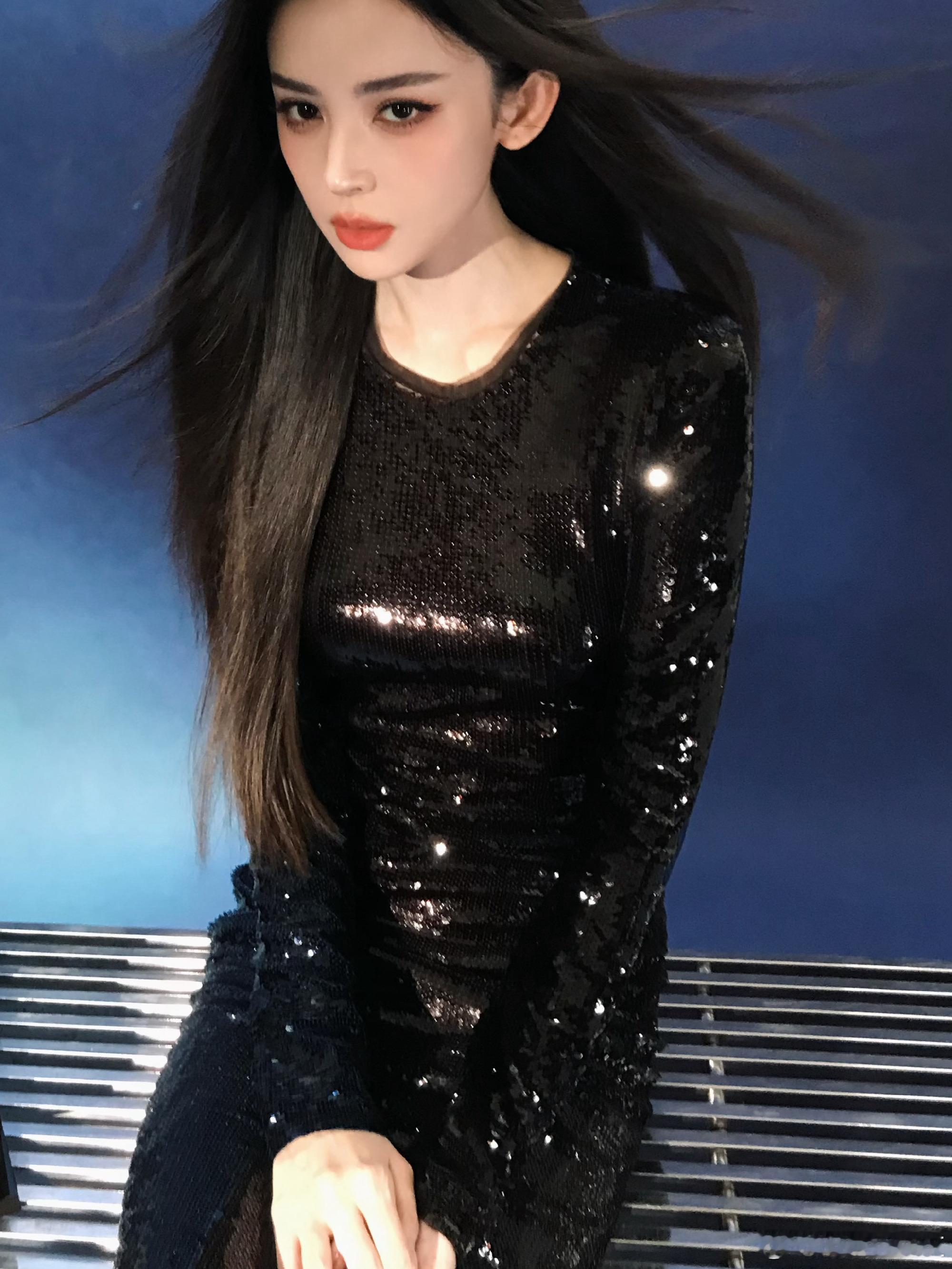 姐姐娜扎 无处不在地散发魅力，真的太美啦娜扎姐姐太美了
