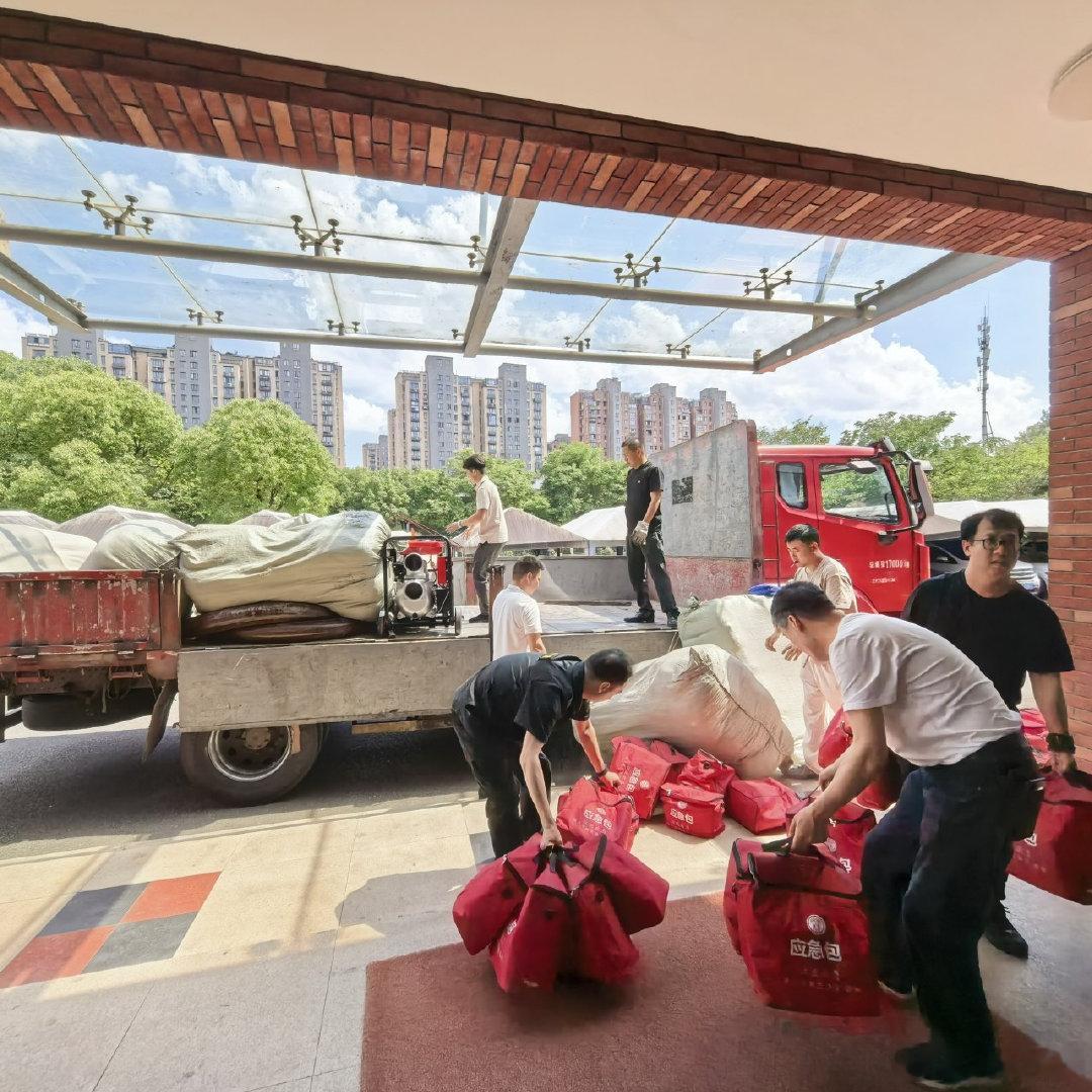【排涝能力翻倍、物资前置到点 宁波江北防汛加码迎战台风季 】7月7日，宁波江北庄