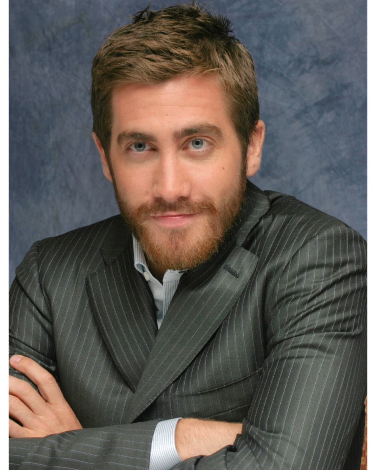 今天是杰克·吉伦哈尔45岁生日