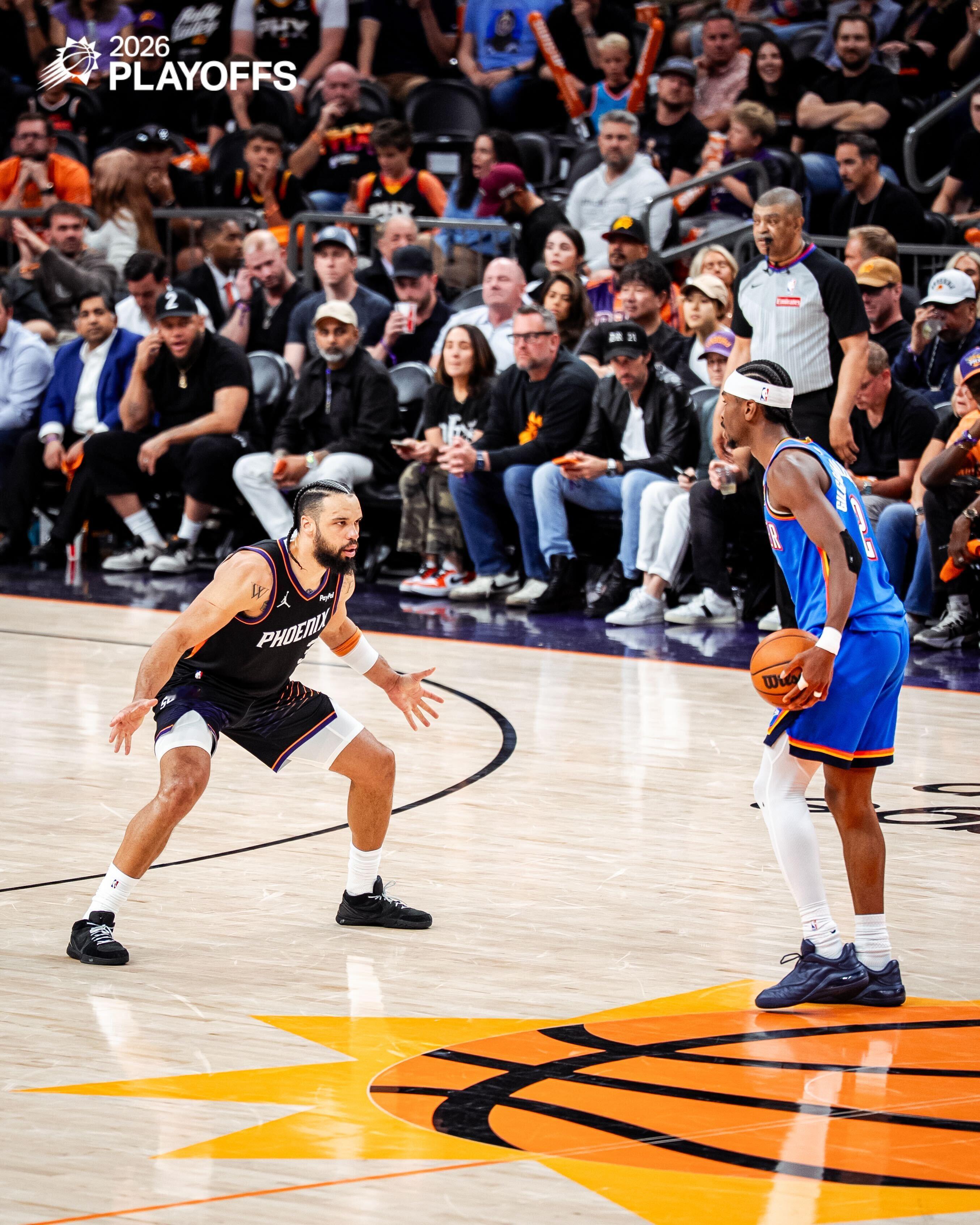 场上五小，分差依旧10分左右，要抢回合数了！菲尼克斯太阳 ｜雷霆vs太阳 ｜ 