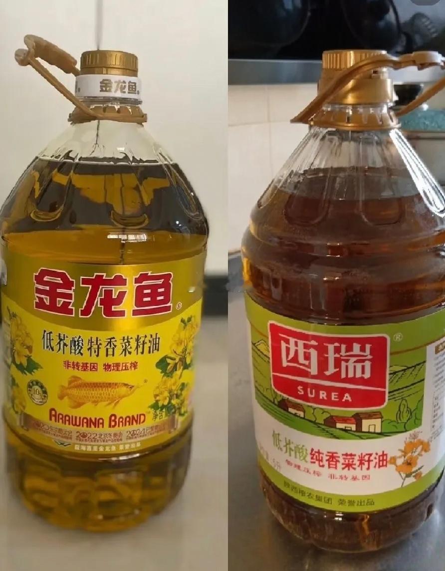 下楼丢垃圾，看见垃圾桶旁放着五桶未开封的食用油，全都过期。我想捡回家使用，又担心