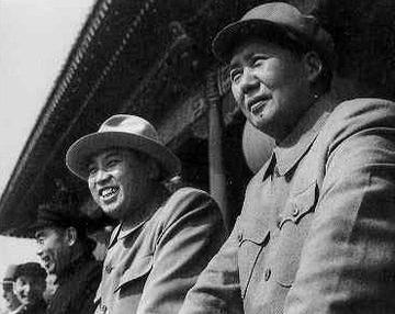 1964年5月，毛主席在中南海接见外宾时说：“突然冒出一句让在场所有人都愣住的话