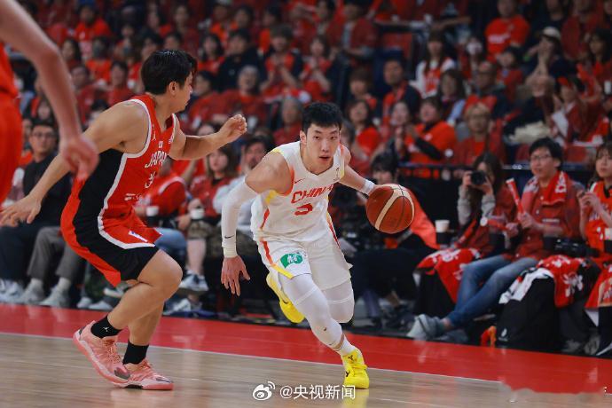 没有遗憾！中国男篮在大比分落后的情况下逆转日本男篮，取得世界杯预选赛首胜！下场7