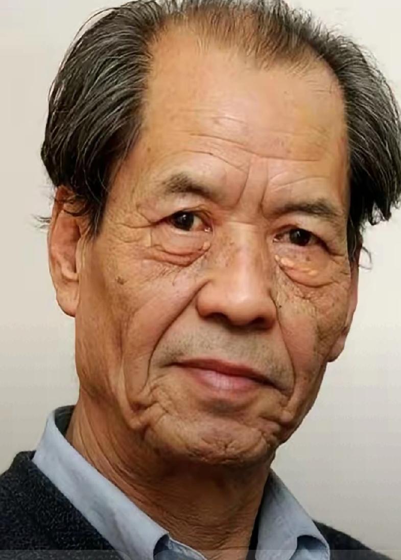 电话刚一挂，
他整个人就软倒在地，
连骨头都像散了架。
他老婆吓得脸都白了，连鞋