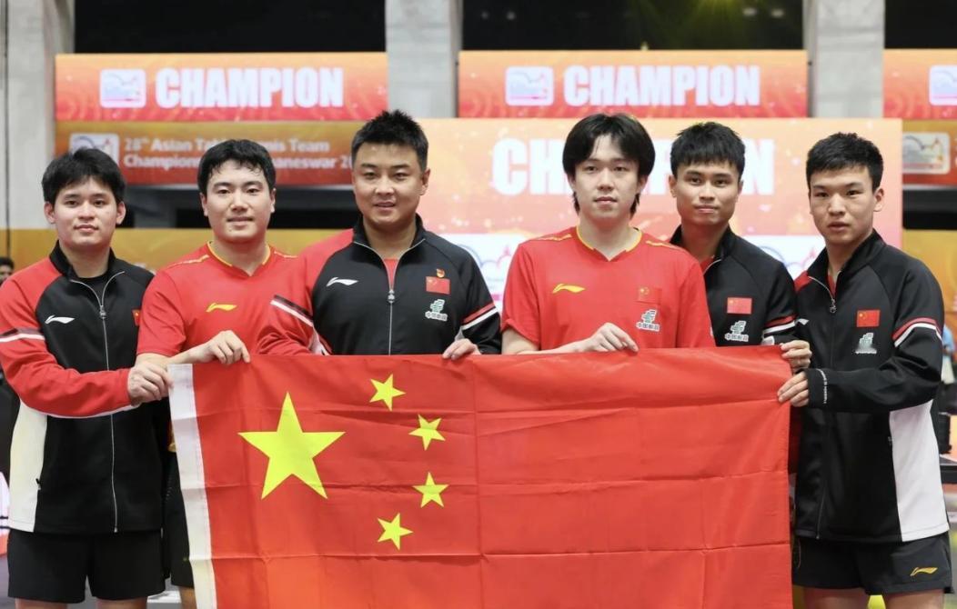 11连冠，少个核心，照样碾压。
这话听着提气吧？可我怎么觉得后背有点凉呢。
你以