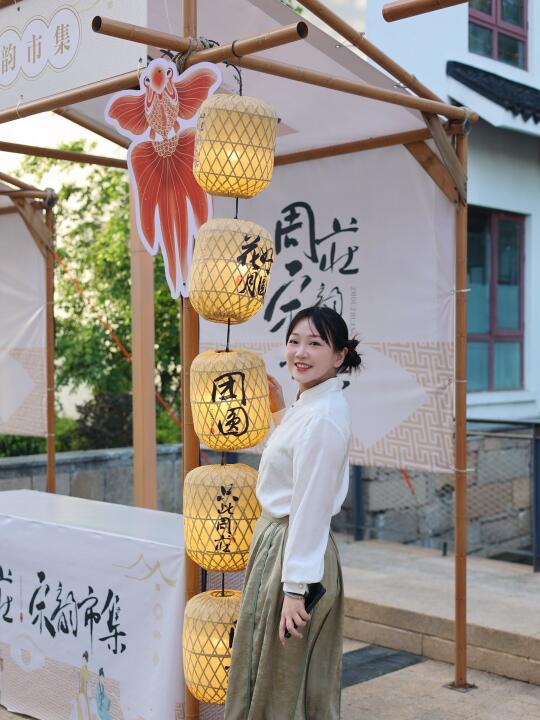 ♨️周庄新玩法炸了！看千年穿越秀？