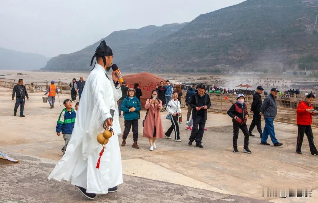 壶口瀑布景区女性免费，刚需者把握机会！据景区官方消息，三八妇女节当天，陕西壶口瀑