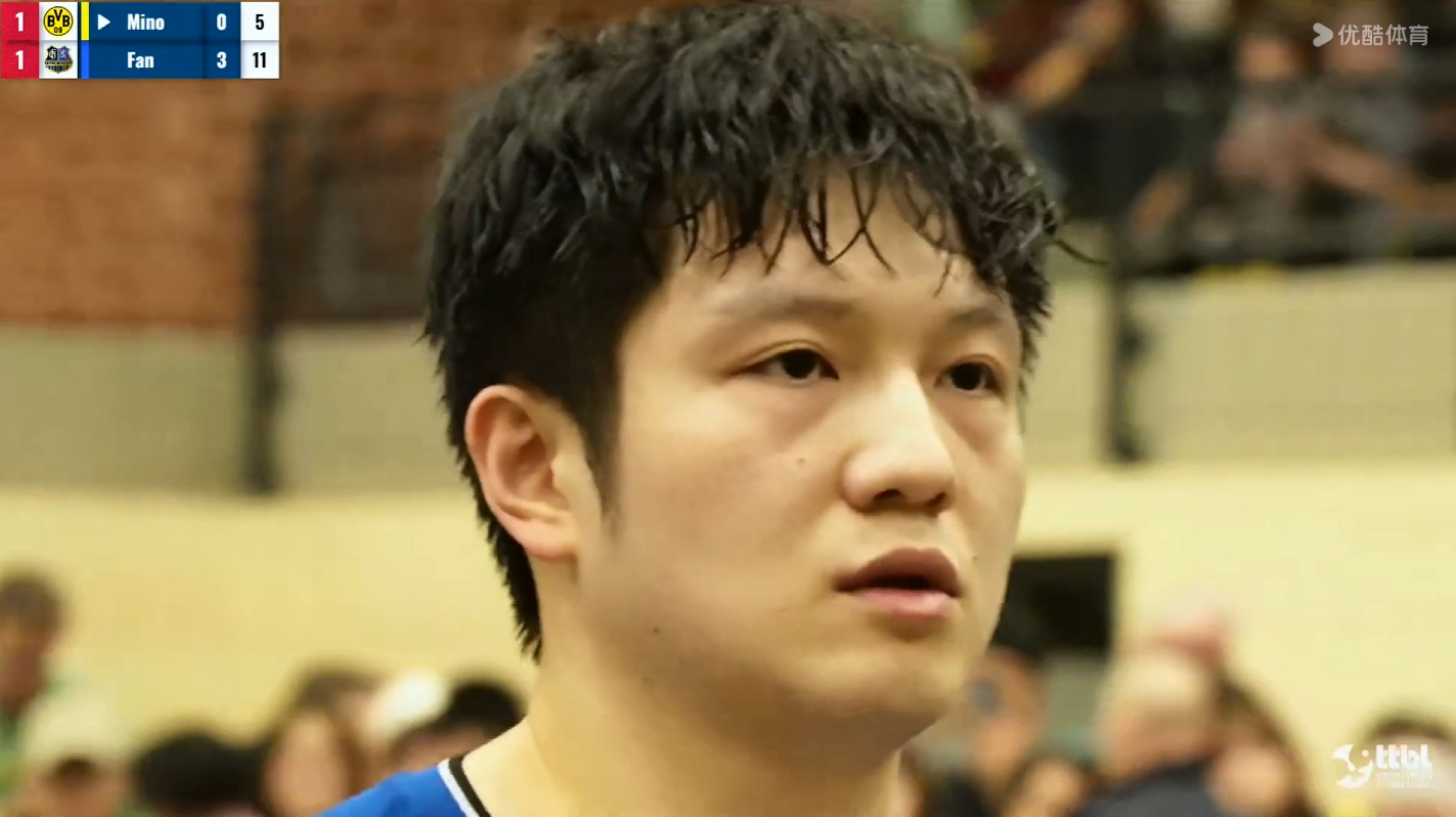 2025-2026德甲联赛 【第12轮 萨尔布吕肯 2-3 多特蒙德】第一盘，弗