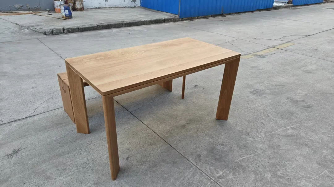 扎扎实实必须是纯实木桌子！！