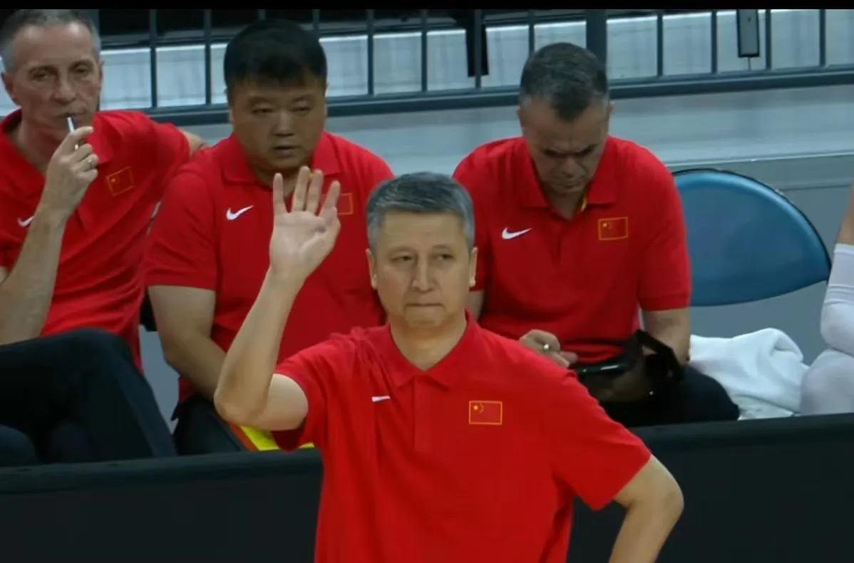 中国男篮首战大胜委内瑞拉男篮，看看谁是赢下比赛最大的功臣：
1，胡金秋，出战20