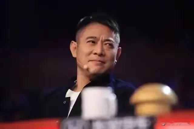 2025年8月8日，功夫巨星李连杰在社交平台发布的一条动态引发全网热议——他的大