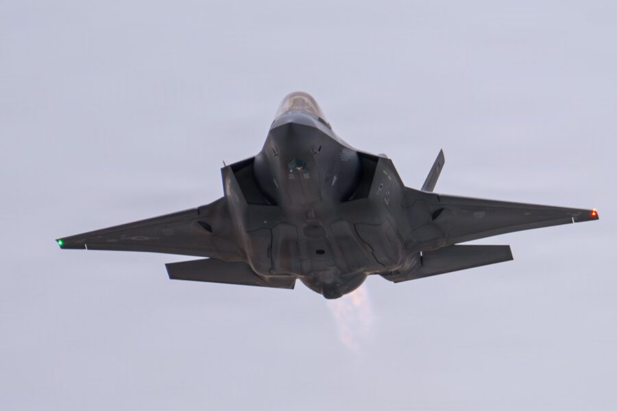美国战争部2027年预算申请采购85架F-352026年4月4日，美国《空天军杂