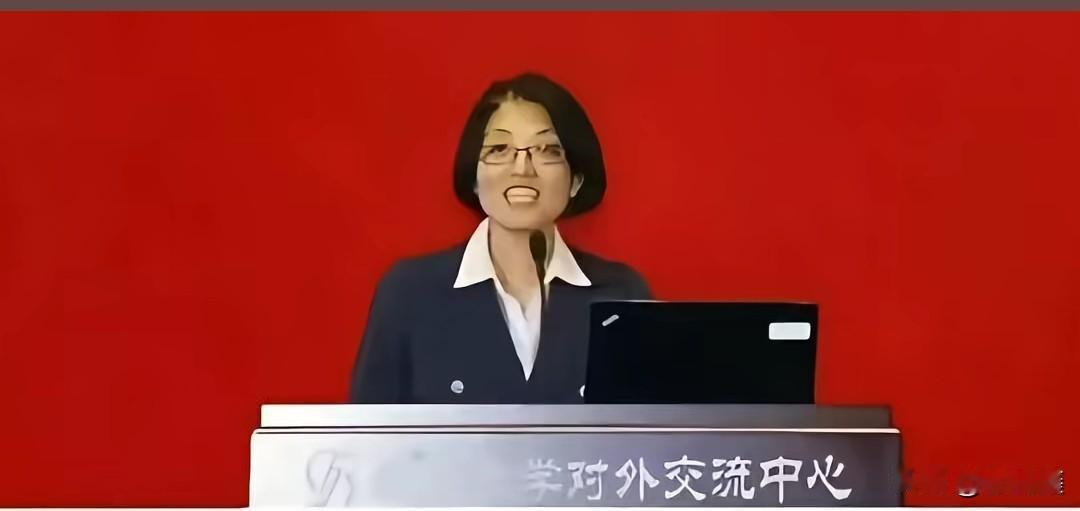 在这个全球化浪潮汹涌的时代，许多年轻人内心都曾掠过一丝不安：喜欢国外的文化、音乐