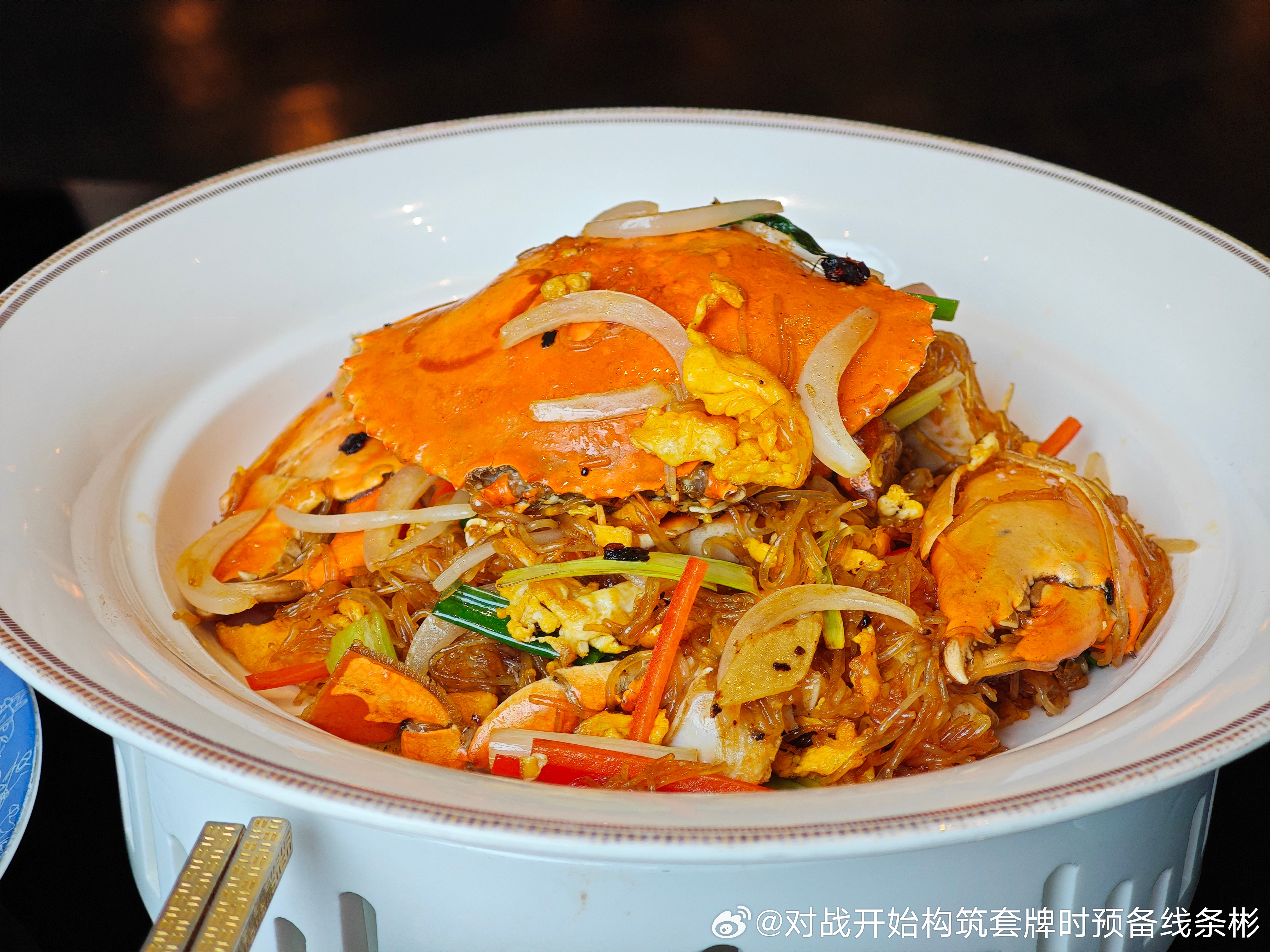给大家参考，宁波食记：①原制原味的青柠油爆虾，巨好吃，完爆之前吃过的所有油爆虾，