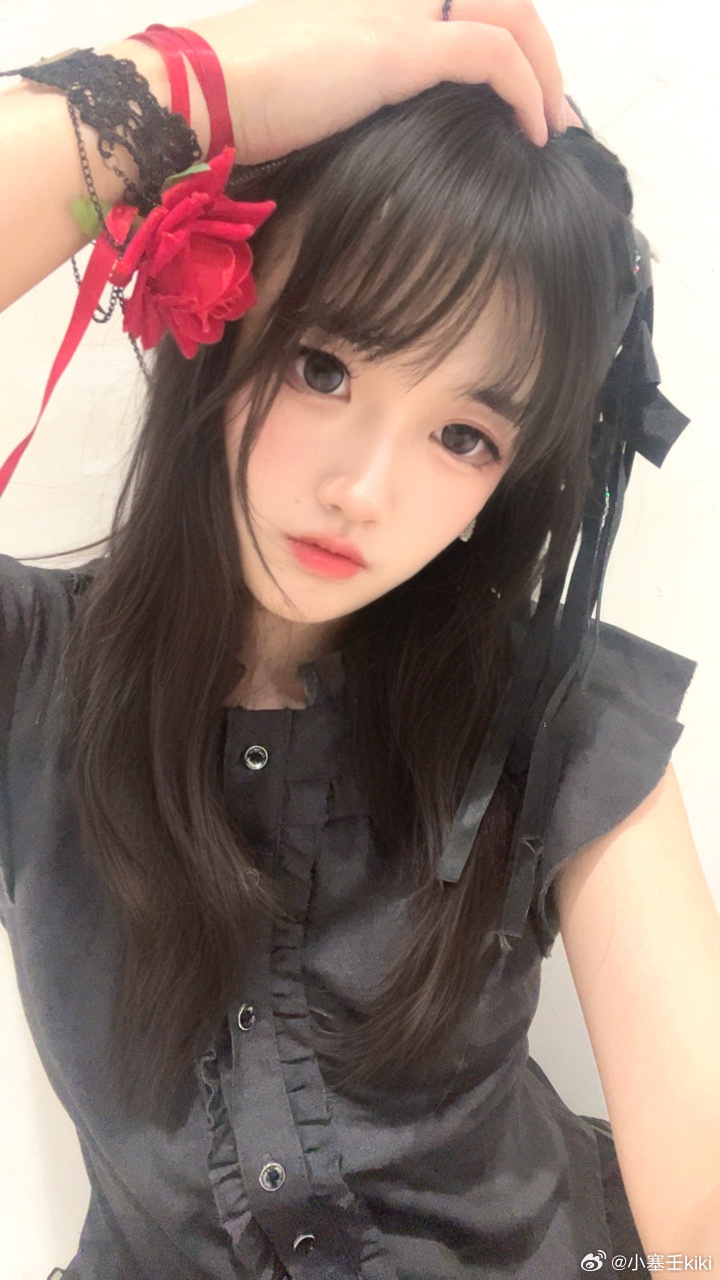 今日结算(´-ω-`)黑色不是很适合窝T T🙈抱歉啊啊啊啊啊aaaaaaast