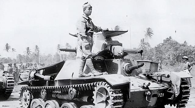 1938年，国军一团长发现友军遗弃的上万发炮弹，他上报后迅速借来4门炮，一小时歼