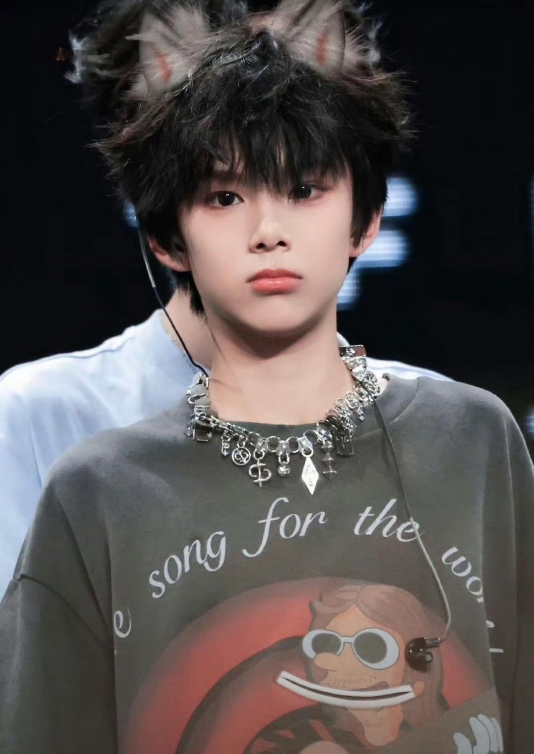 陈思罕 四代全能舞担全世界第一超级无敌萌萌可爱帅气宝宝（♡▽♡） 