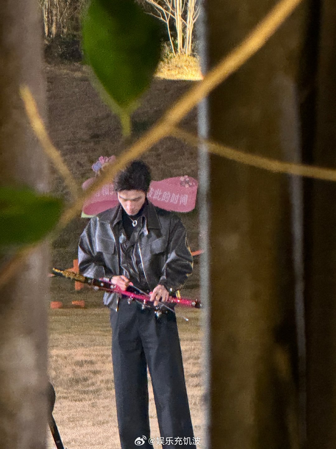 王星越一拉弓是谁梦回墨雨云间 弓弦轻响回忆拉满！综艺路透里王星越拉弓的瞬间，直接