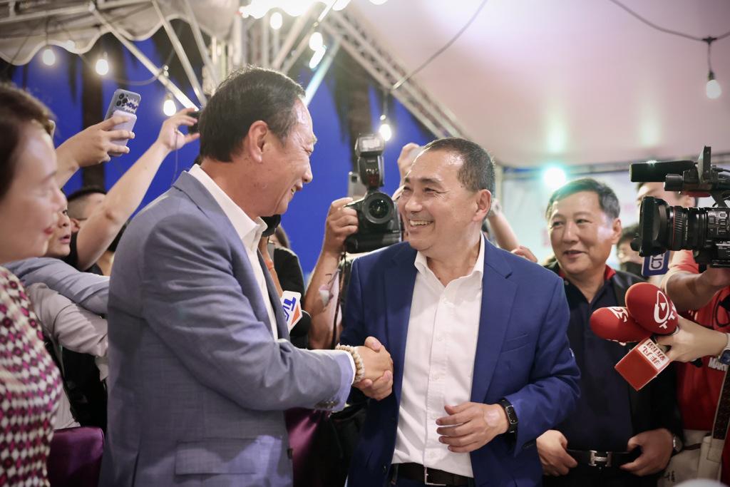 侯友宜、赵少康接连喊话郭台铭！挺郭派、屏县议长周典论17日晚首度公开力挺侯友宜，