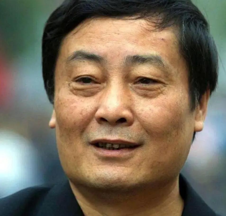 8月1日，香港高等法院内，一场牵动百亿资产的宗家争产案正式开庭。尽管外界普遍认为
