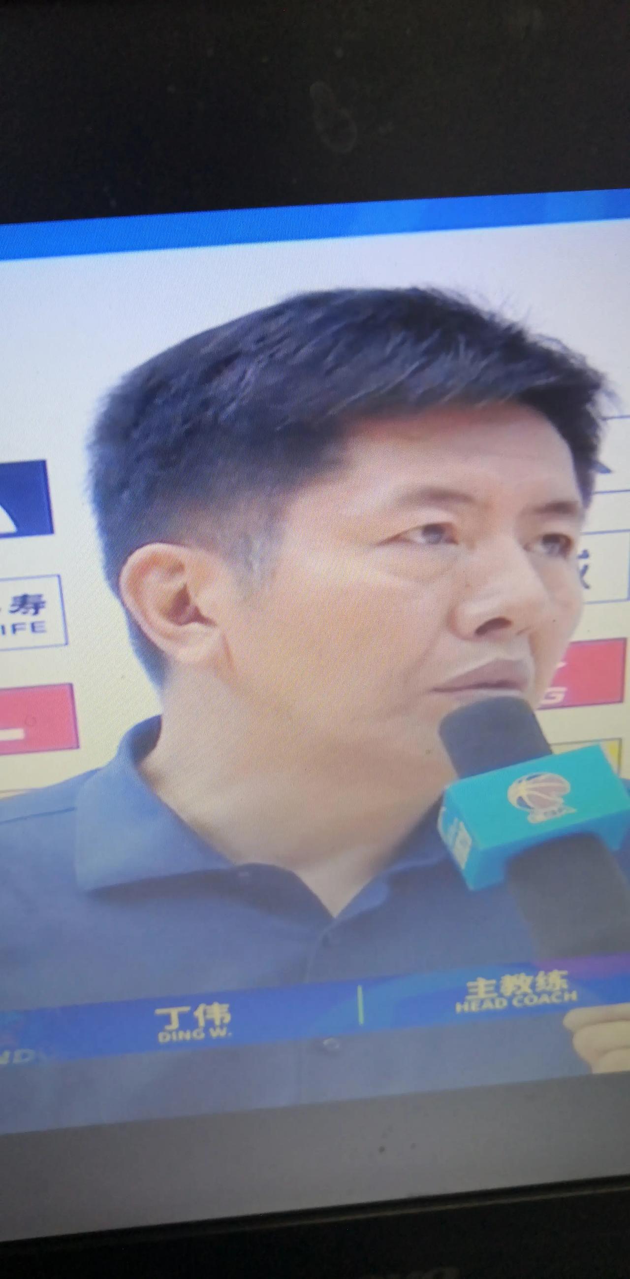 今晚山东山西这对难兄难弟狭路相逢，山西排名16，山东排名17，谁能胜出，悬念丛生