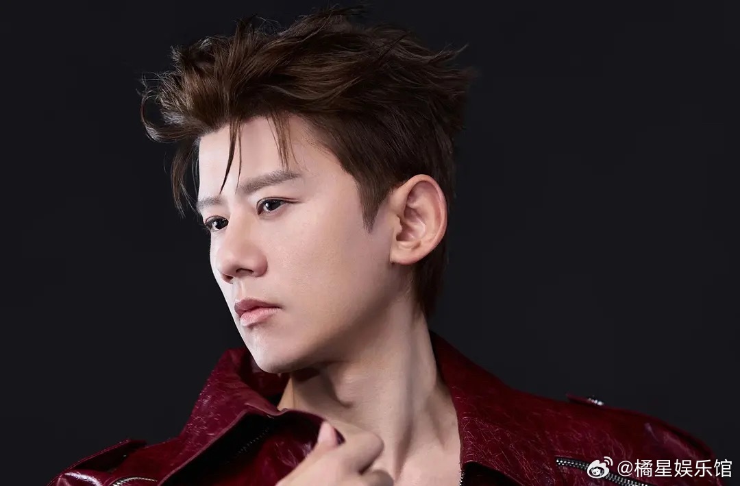 张杰这，是不是p得有点儿过了